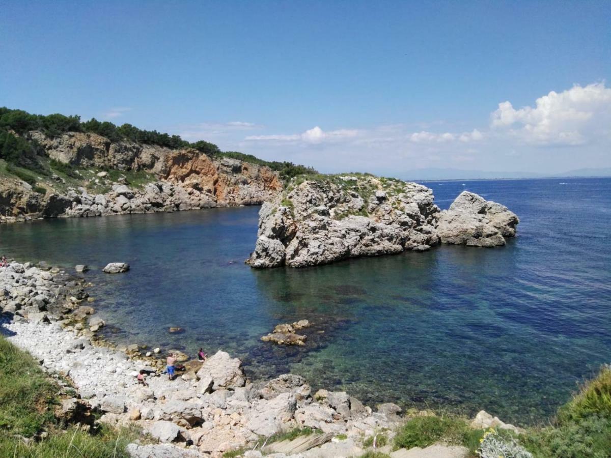 Apartament Magnifiques Vistes- Port De Rei Ля Эскала Экстерьер фото